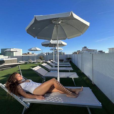 Hotel Pillon Bibione Buitenkant foto