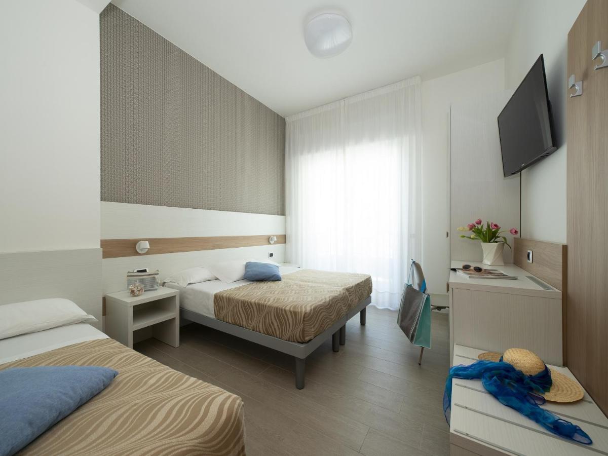 Hotel Pillon Bibione Buitenkant foto