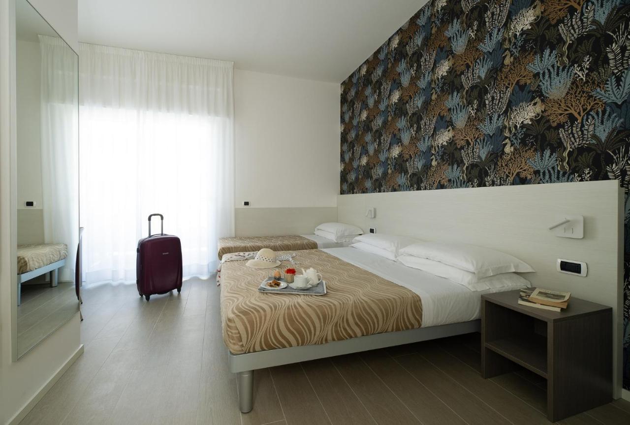 Hotel Pillon Bibione Buitenkant foto