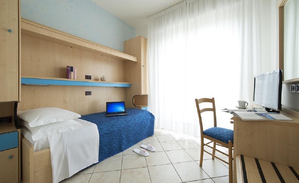 Hotel Pillon Bibione Buitenkant foto